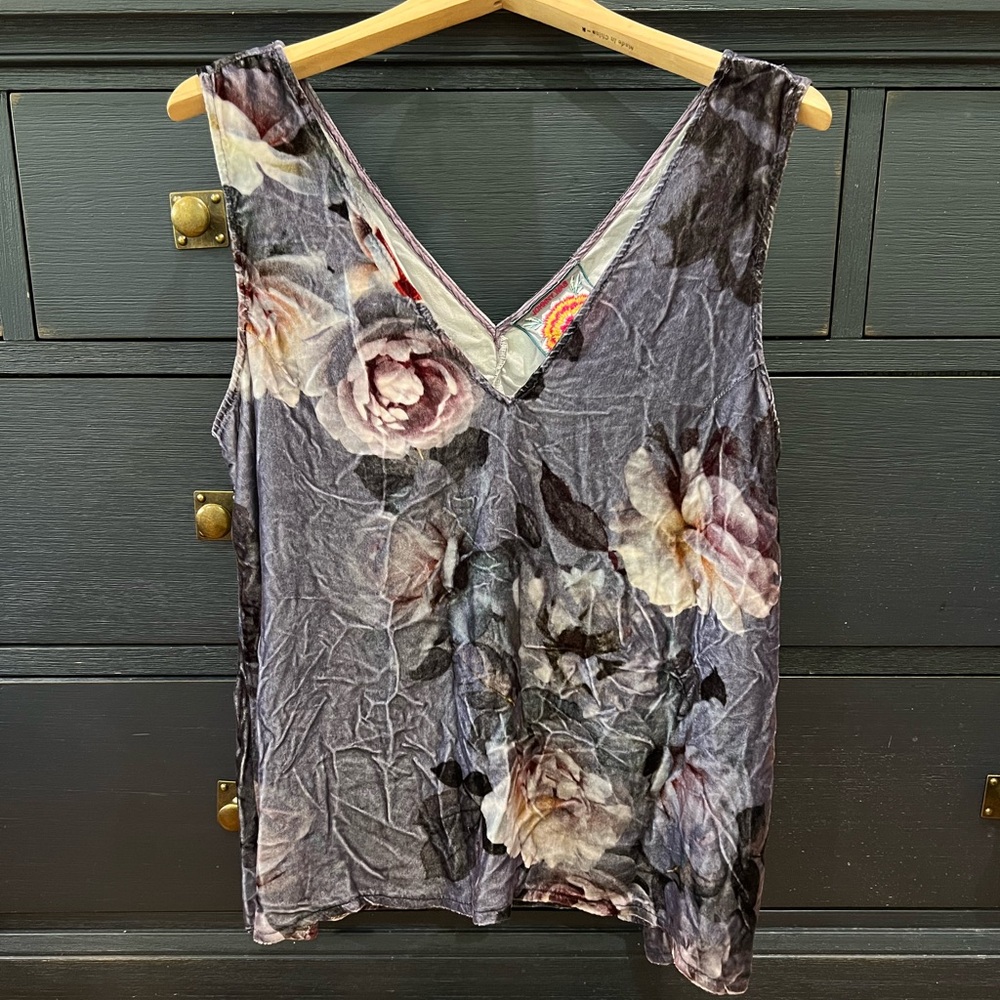 Johnny Was Velvet Rose Print Tank Top Size L